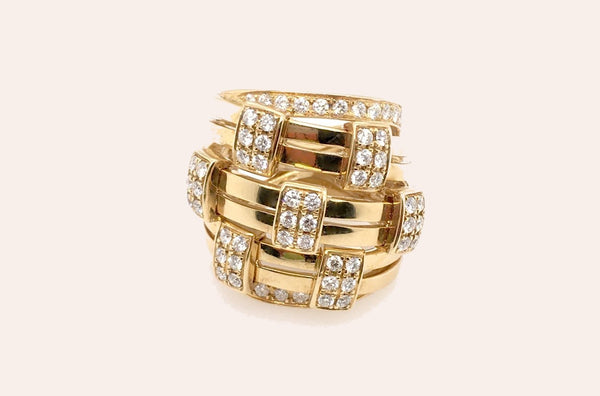 Ring Staking Gold with Diamonds