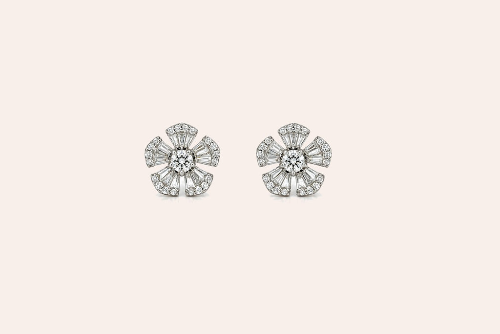 Earrings 18kt White Gold Five Petals Diamonds Stud