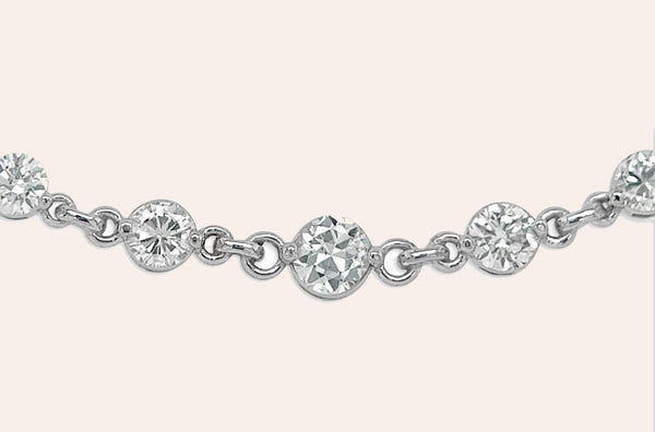 Necklace 18kt Gold Graduated Diamonds & Chain Link
