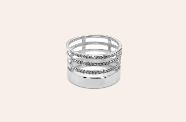 Ring 14kt White Gold & Diamonds