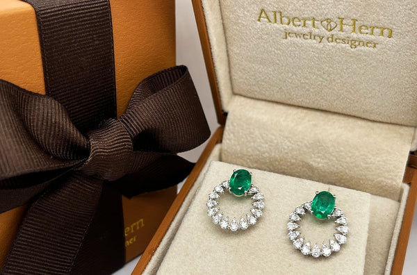 Earrings 18kt Gold Oval Emeralds & Diamonds Open Circle