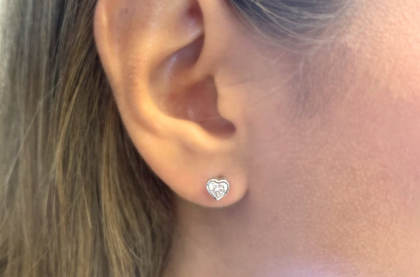 Earrings 0.58 cts Natural Heart Diamonds F VS1 18kt Gold Studs - Albert Hern Fine Jewelry
