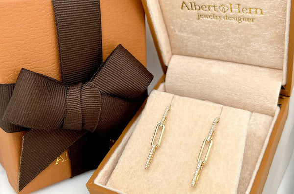 Earrings 14kt Yellow Gold Dangling Links & Diamonds - Albert Hern Fine Jewelry