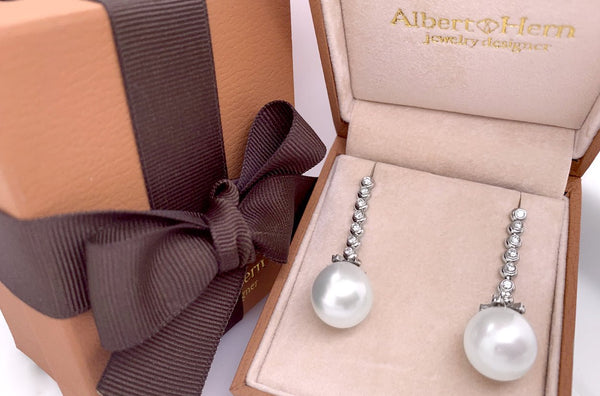 Earrings 18kt Gold Dangle Pearls & Bezel Setting Diamonds in its box - Albert Hern Fine Jewelry