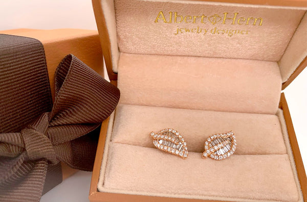 Earrings 18kt Gold Leaf & Diamonds Studs - Albert Hern Fine Jewelry