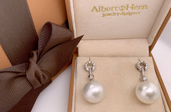 Earrings 18kt White Gold Dangle South Sea Pearl & Diamonds - Albert Hern Fine Jewelry