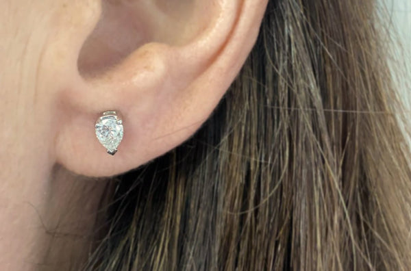 Earrings Natural Pear Shape Diamonds G VS1 & 18kt Gold Studs - Albert Hern Fine Jewelry