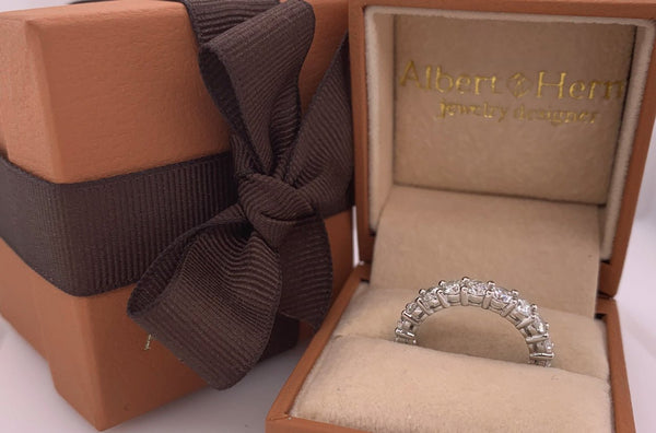 Eternity Ring Platinum with 20 Round Diamonds 2,77 cts - Albert Hern Fine Jewelry