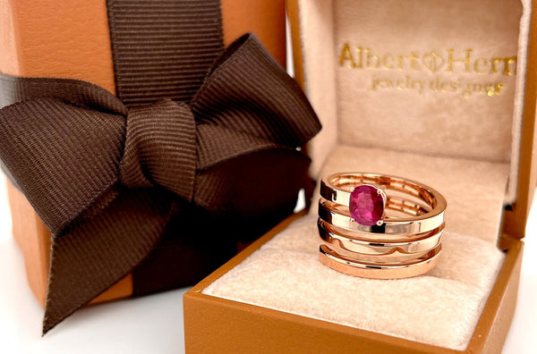 Ring 18kt Gold Spring & Ruby Oval - Albert Hern Fine Jewelry