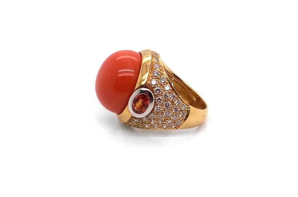 Ring 18kt Yellow Gold Coral Sapphire and Diamonds - Albert Hern Fine Jewelry