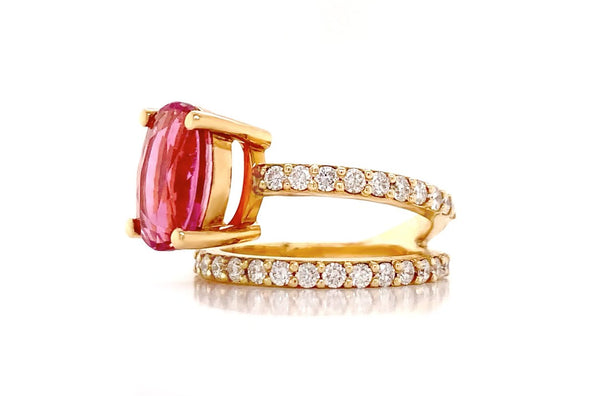 Ring Oval Pink Tourmaline & Diamonds - Albert Hern Fine Jewelry